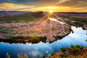 罗马客场击败维罗纳，欧冠前景有望